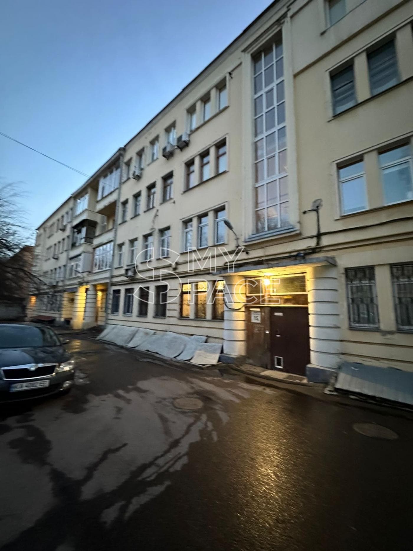 вул. Гетьмана Павла Скоропадського 15Б, Киев