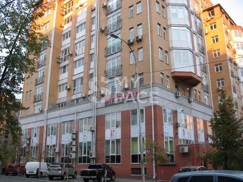 вул. Почайнинська, 70