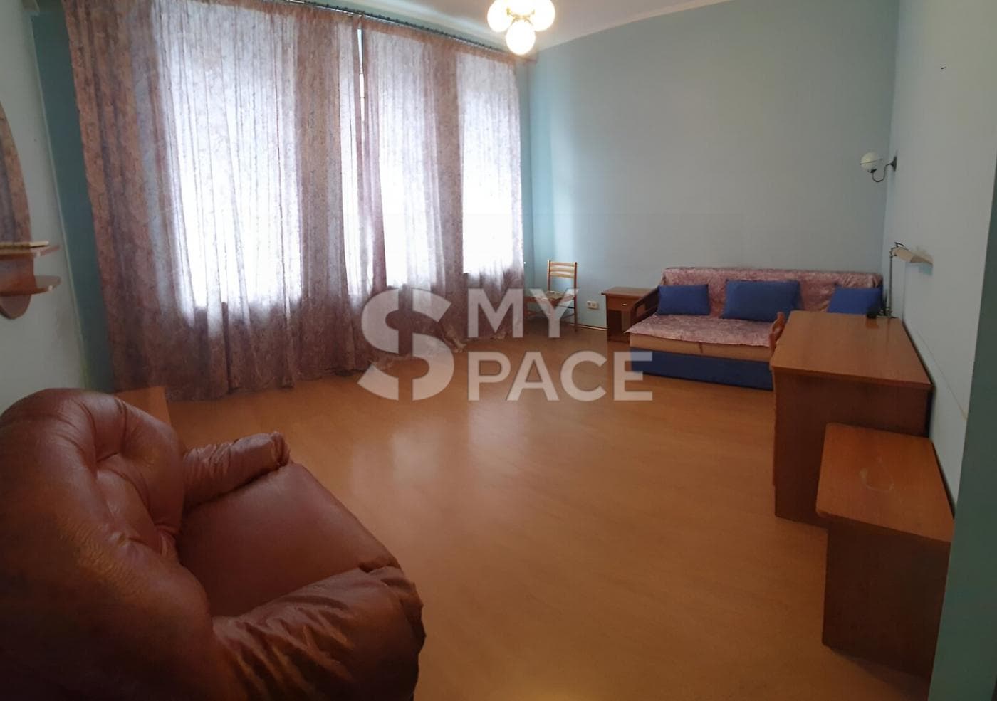 вул. Круглоуніверситетська, 7