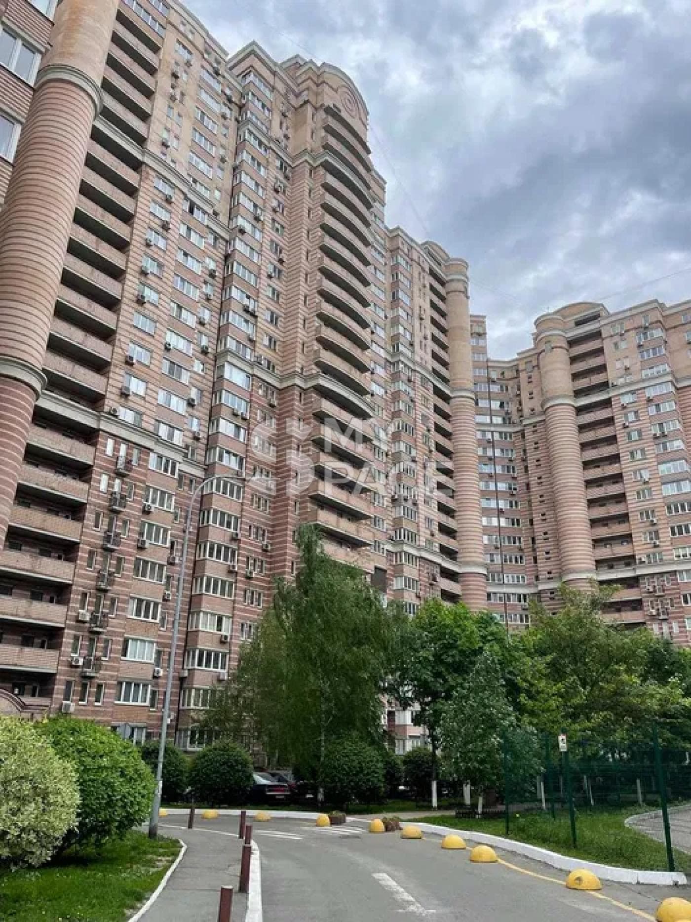 ЖК Голосієво, вул. Голосіївська, 13б