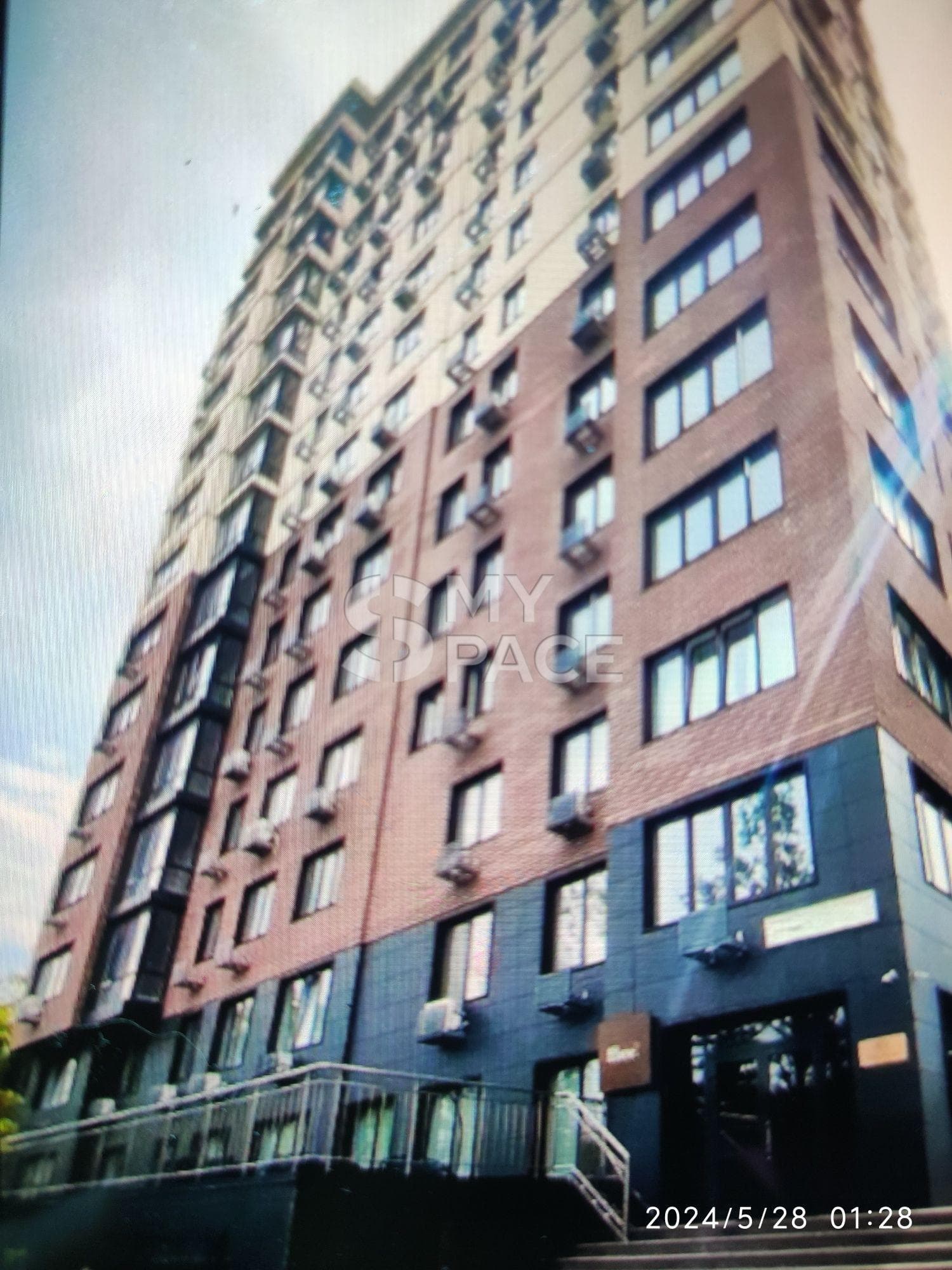 Henesi House вул. Нагірна 14/16