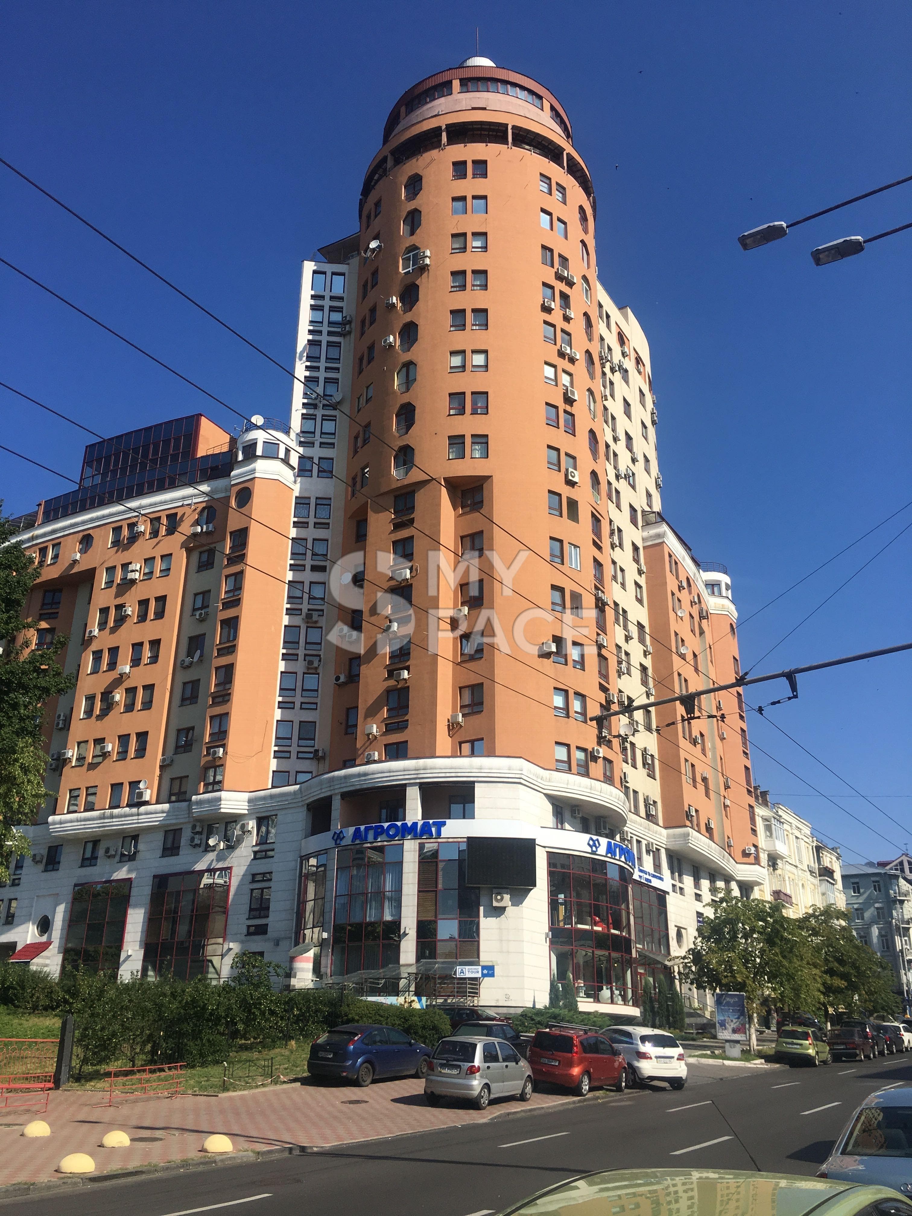 вул. Шота Руставелі, 44, офіс