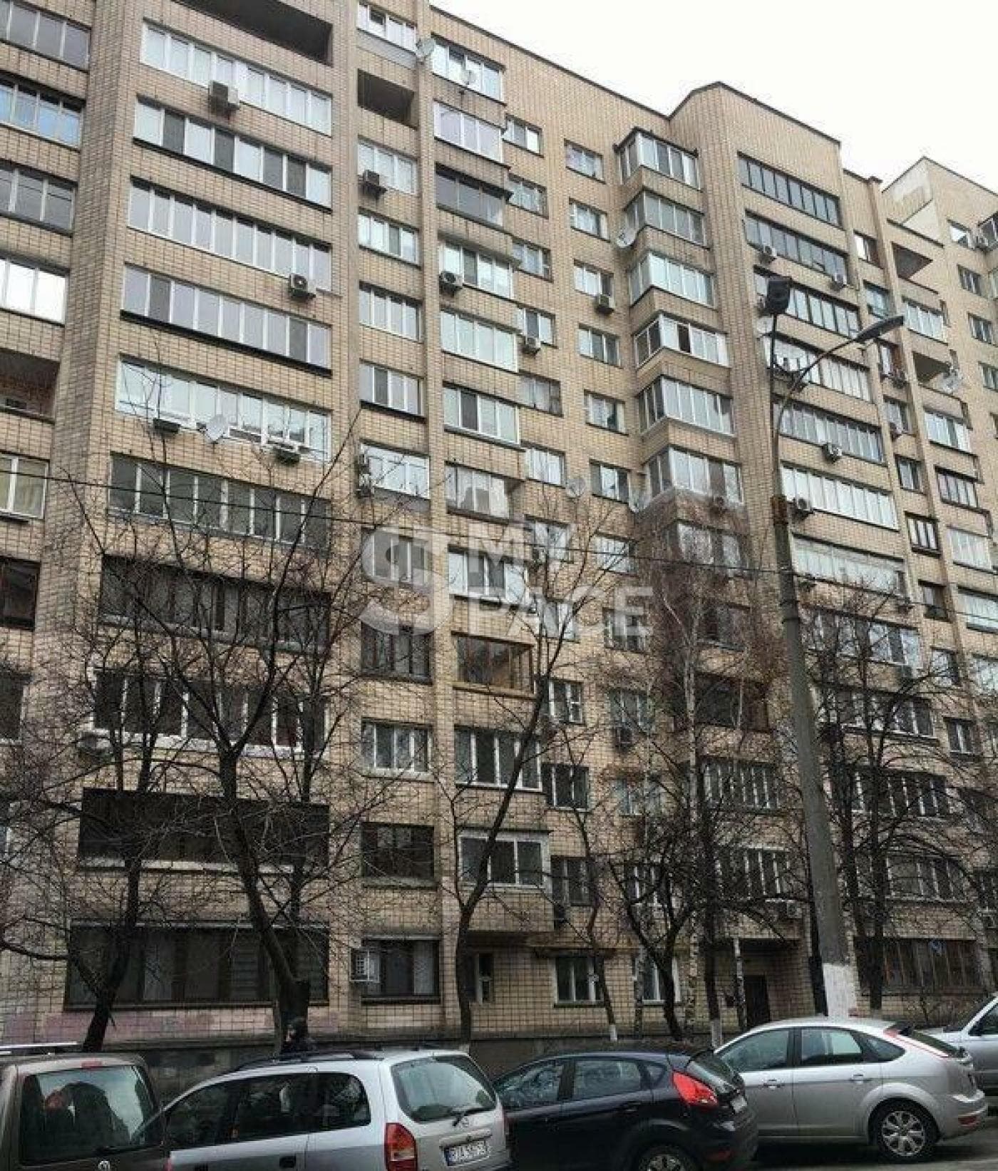 Вул. Олеся Гончара, 62
