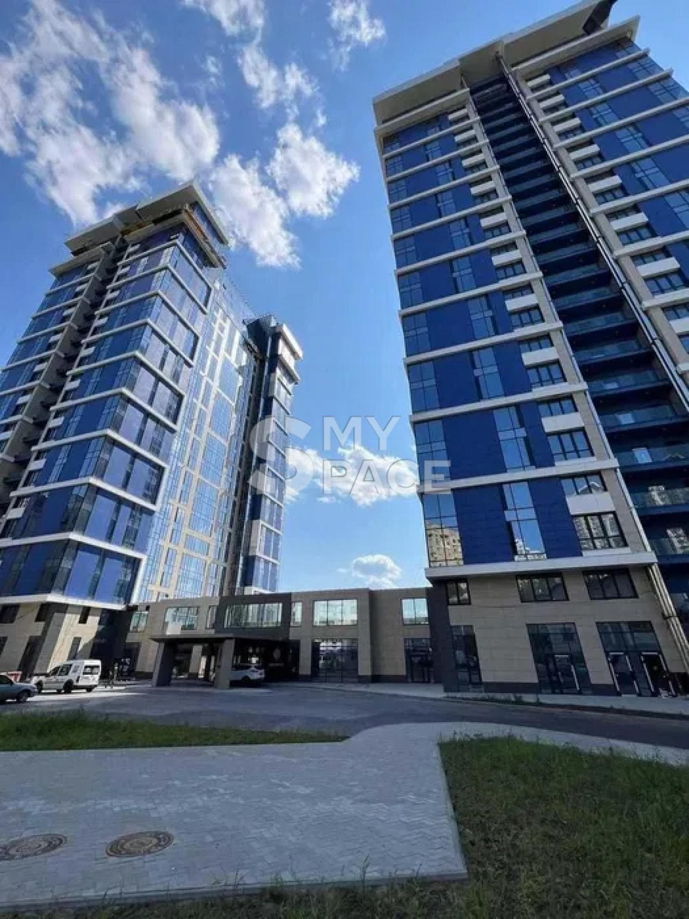 ЖК Edelweiss House, вул. Звіринецька, 70а