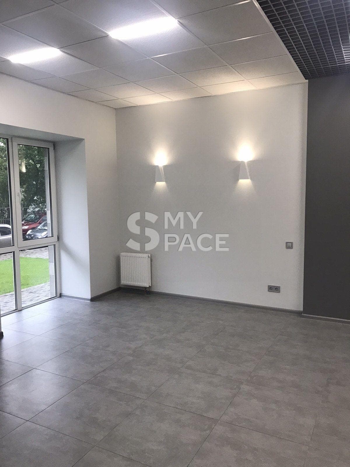 вул. Патріарха Мстислава Скрипника, 48А