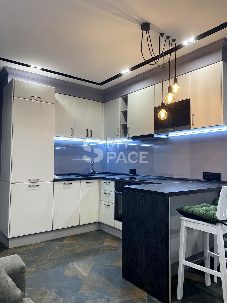 RC Podil Plaza & Residence, vul. Hlybochytska, 73