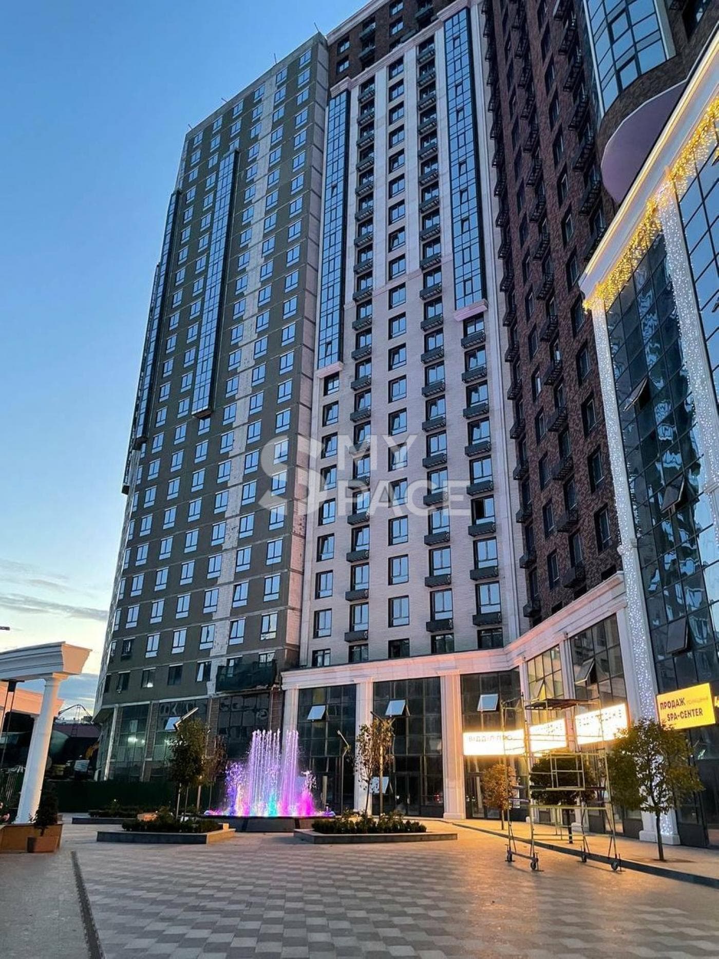 Глибочицька 73, ЖК Podil Plaza & Residence
