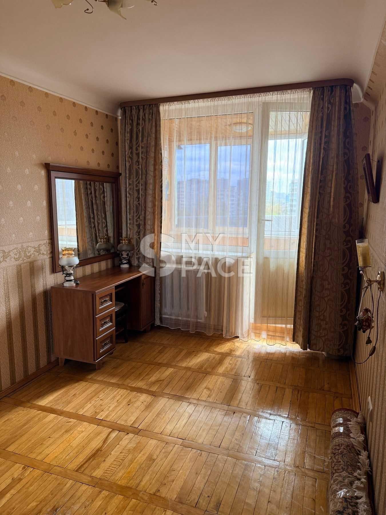 Харківське шосе 2 Дарницький