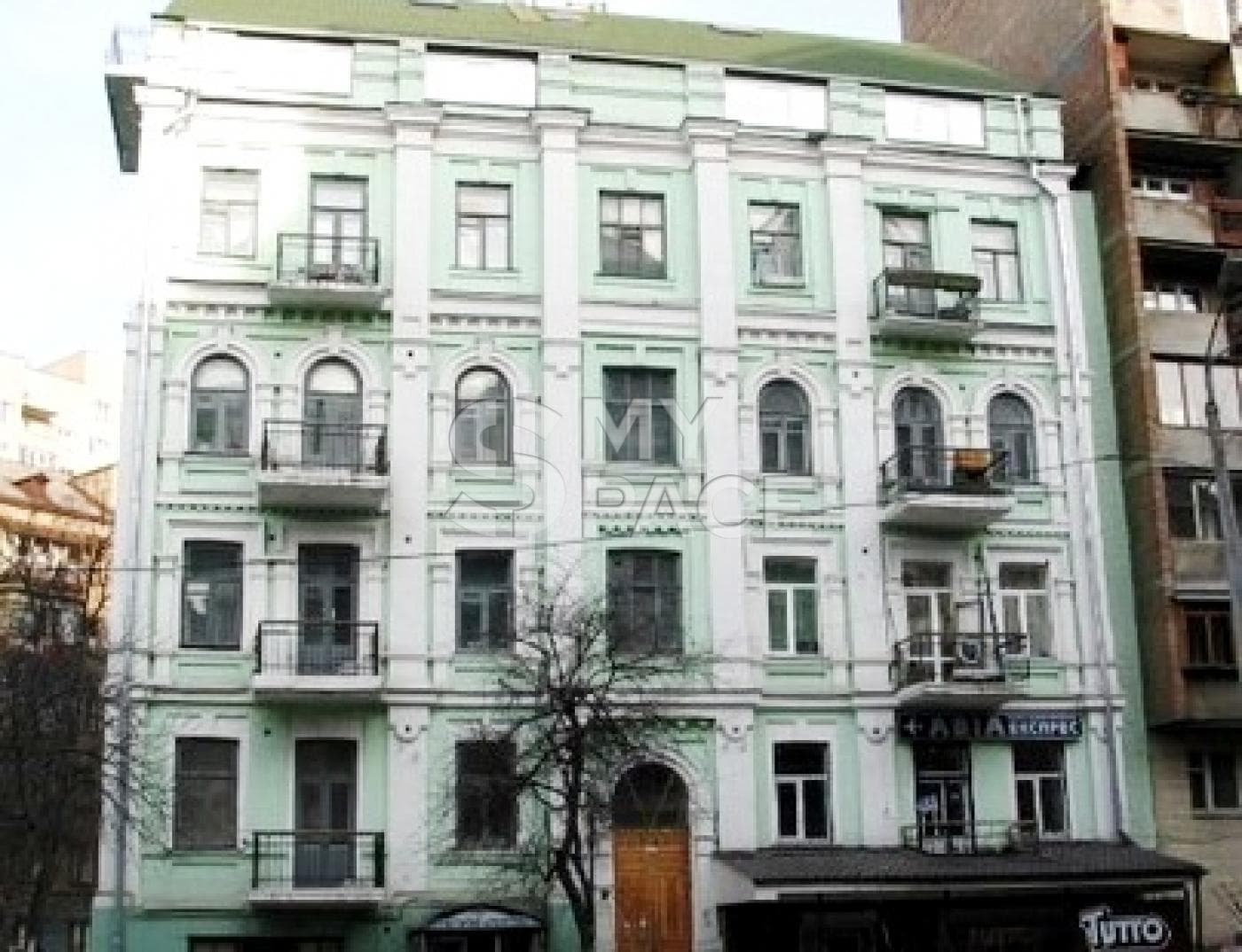 вул. Богдана Хмельницького, 94