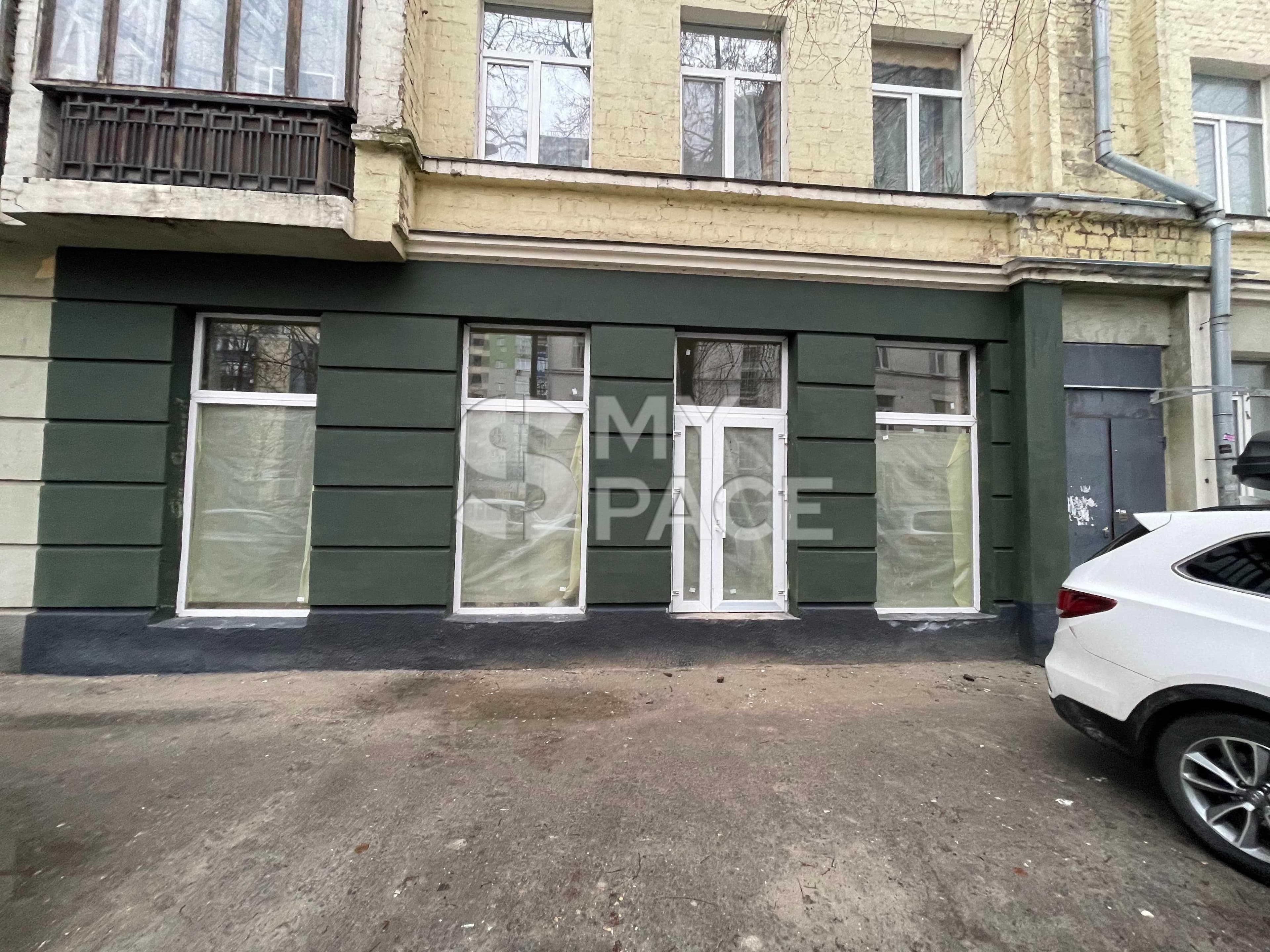 вул. Панаса Мирного, 2/44